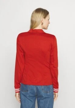 Kaffe Leva Kinnie - Blazer - Ketchup -Vêtements Boutique 2ad348eac2e543d68c1ec646714dc84c