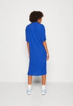 Monki Robe En Jersey - Bright Cobolt Blue 8 Monki Robe En Jersey - Bright Cobolt Blue -Vêtements Boutique 5721c518c3cb420a998dd68cb087cc5c