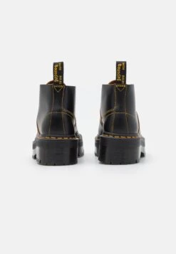 Dr. Martens Church Quad Unisex - Boots À Talons - Black Vintage Smooth -Vêtements Boutique 696f50b7e03f416297c7a88cc57e92bb