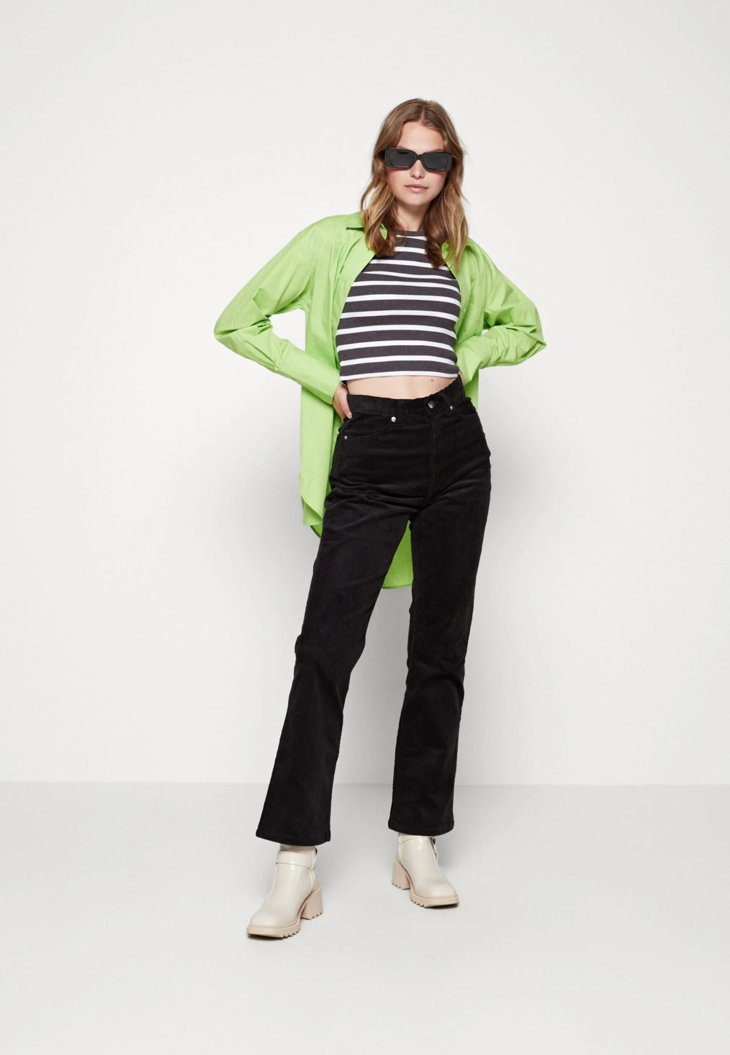 Monki Pantalon Classique - Black Dark 2 Monki Pantalon Classique - Black Dark – Image 2