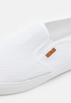 Pier One Unisex - Mocassins - White 11 Pier One Unisex - Mocassins - White -Vêtements Boutique 7af3f76c7d3048f7ace815eb38fb78e9