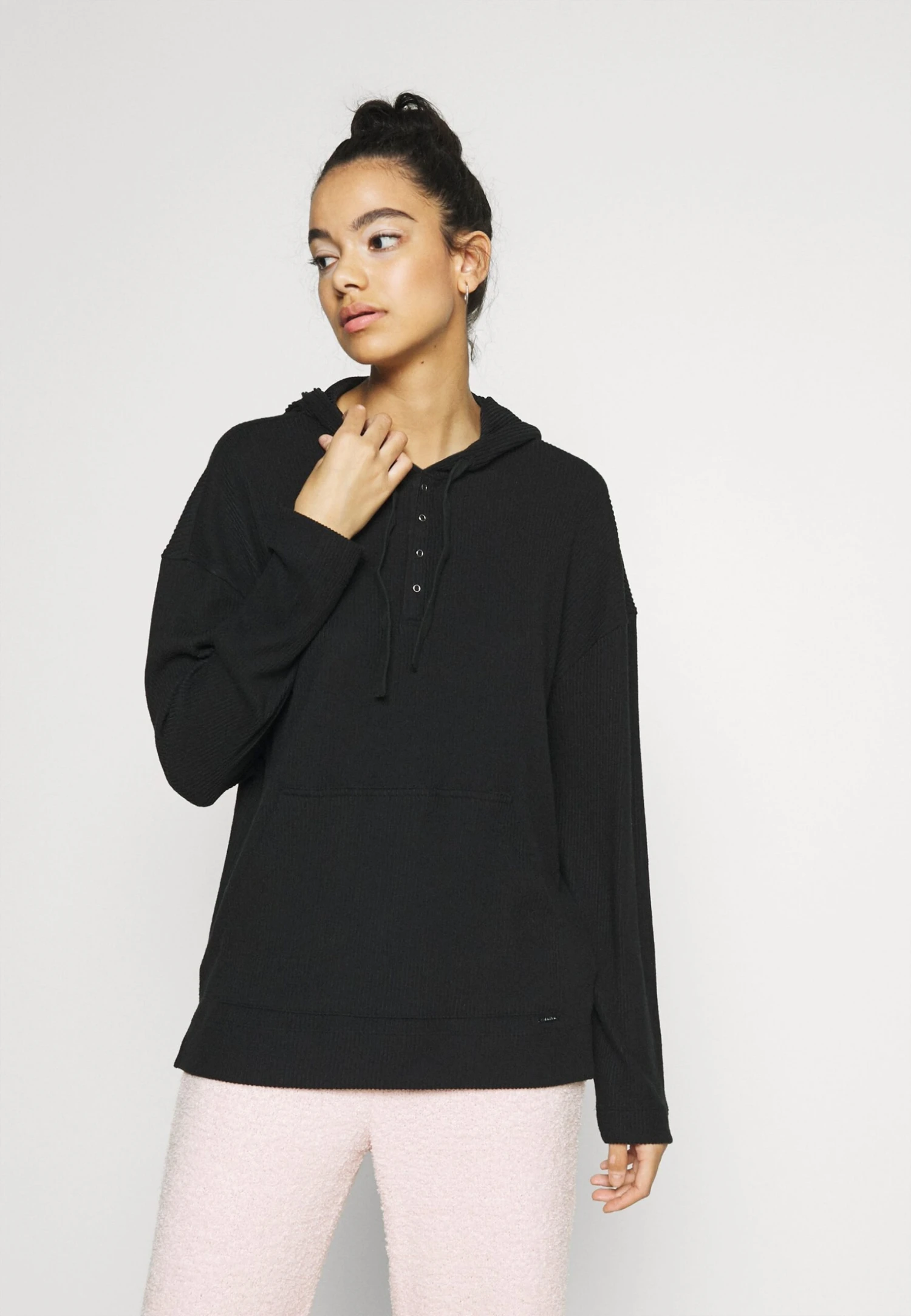 CALVIN KLEIN UNDERWEAR Ease Hoodie - Haut De Pyjama - Black 1 CALVIN KLEIN UNDERWEAR Ease Hoodie - Haut De Pyjama - Black