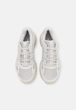 Salomon X Mission 4 - Baskets Basses - Lunar Rock/Rainy Day/Blazing Orange -Vêtements Boutique 8b63fb00f53e4b23b2cf3c3eceafe7b0