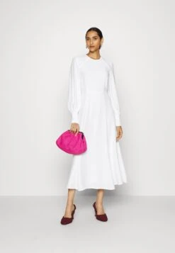 Dolanda - Robe De Cocktail - Snow White -Vêtements Boutique 8c9a26bee8da4ba9963c018156b284ea