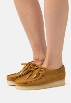 Clarks Originals Wallabee - Derbies - Oakmoss
