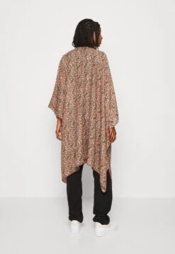 Even&Odd Veste Légère - Red -Vêtements Boutique 8db7c20118964b33b3af20a46855d6ec