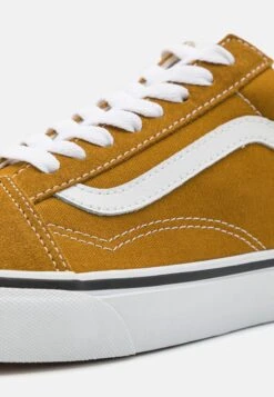 Vans Old Skool - Baskets Basses - Color Theory Golden Brown -Vêtements Boutique c1b0ac95c1594c458c62f7eef7b57b1e