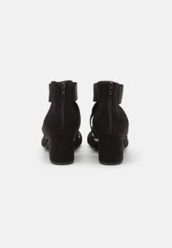 Sandales - Black -Vêtements Boutique c746e86cfa9f46ea96467fec98680629