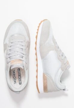 Baskets Basses - Light Grey -Vêtements Boutique df7121c2abd948559c369f380592a59d