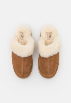 Ugg Disquette - Chaussons - Chestnut 15 Ugg Disquette - Chaussons - Chestnut -Vêtements Boutique e7285c3843ba4f50963a7119606316e7