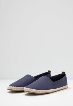 Pier One Rena Espadrille Unisex - Espadrilles - Dark Blue -Vêtements Boutique f7a8b37ea55948659b97ea58c22bd23a